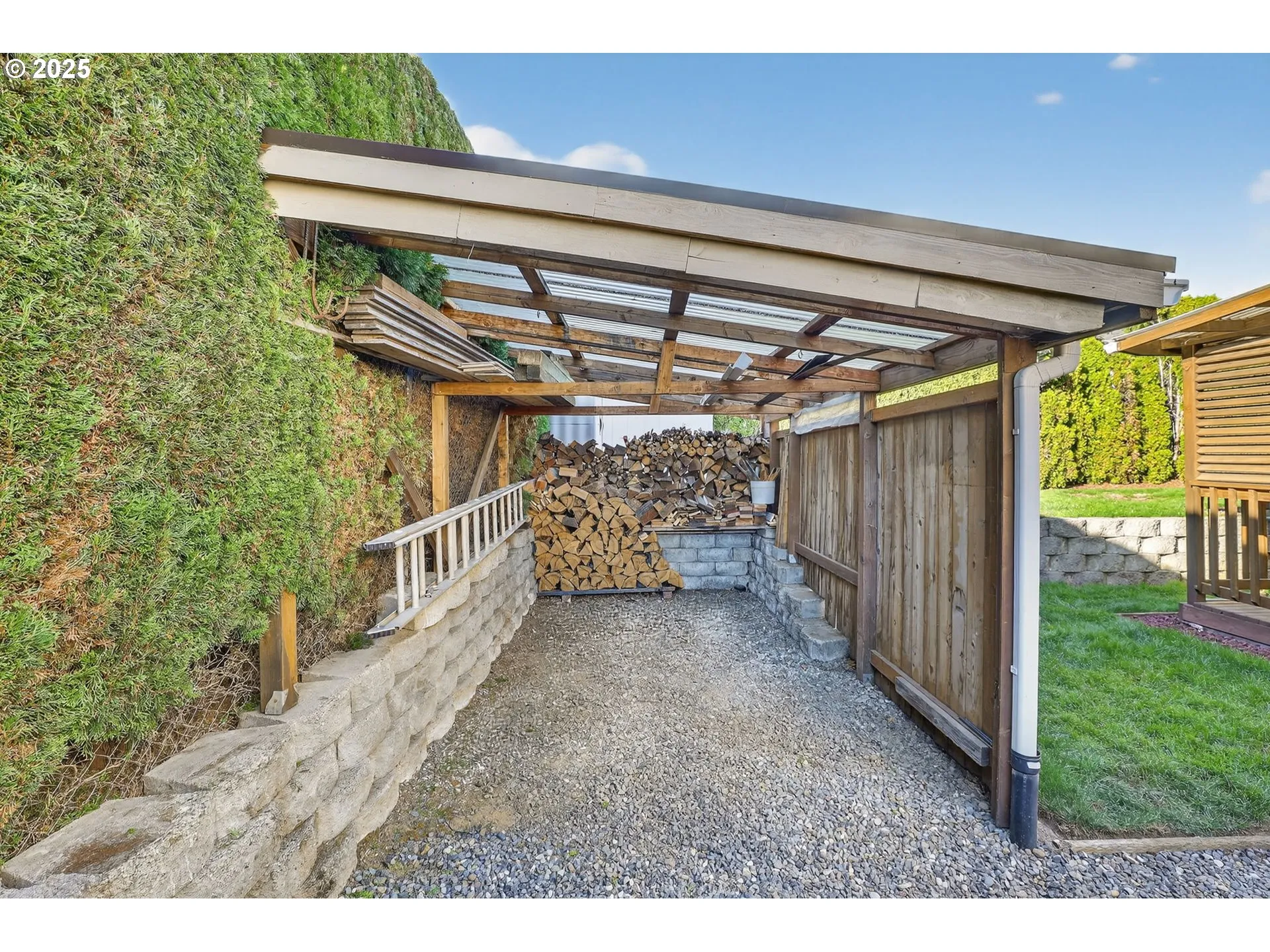 Carport