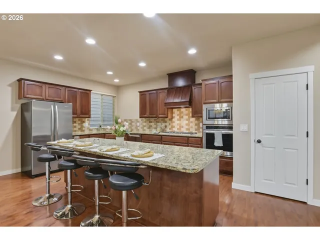Kitchen-Island