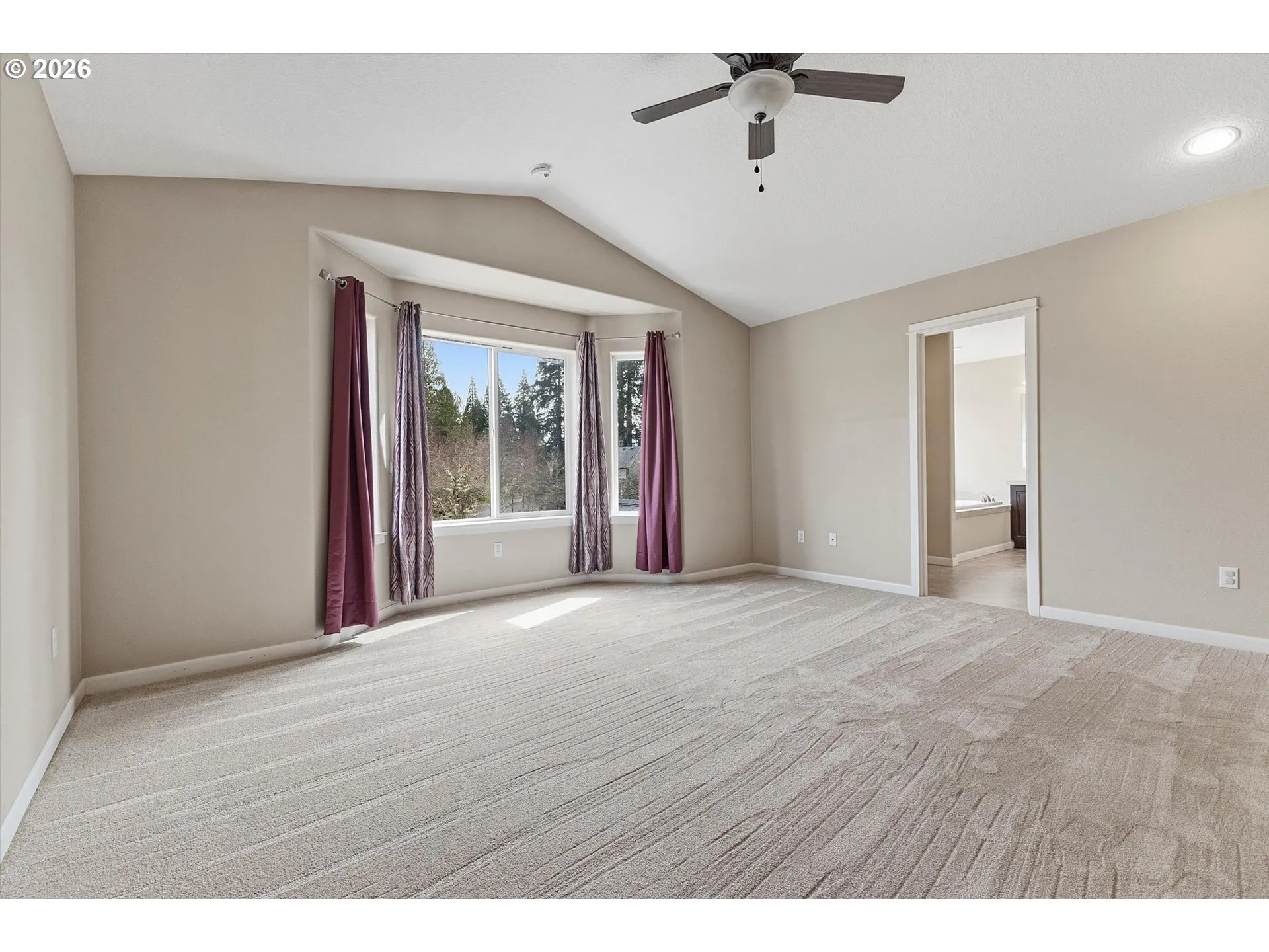 Bedroom, Owner's Suite-Upper