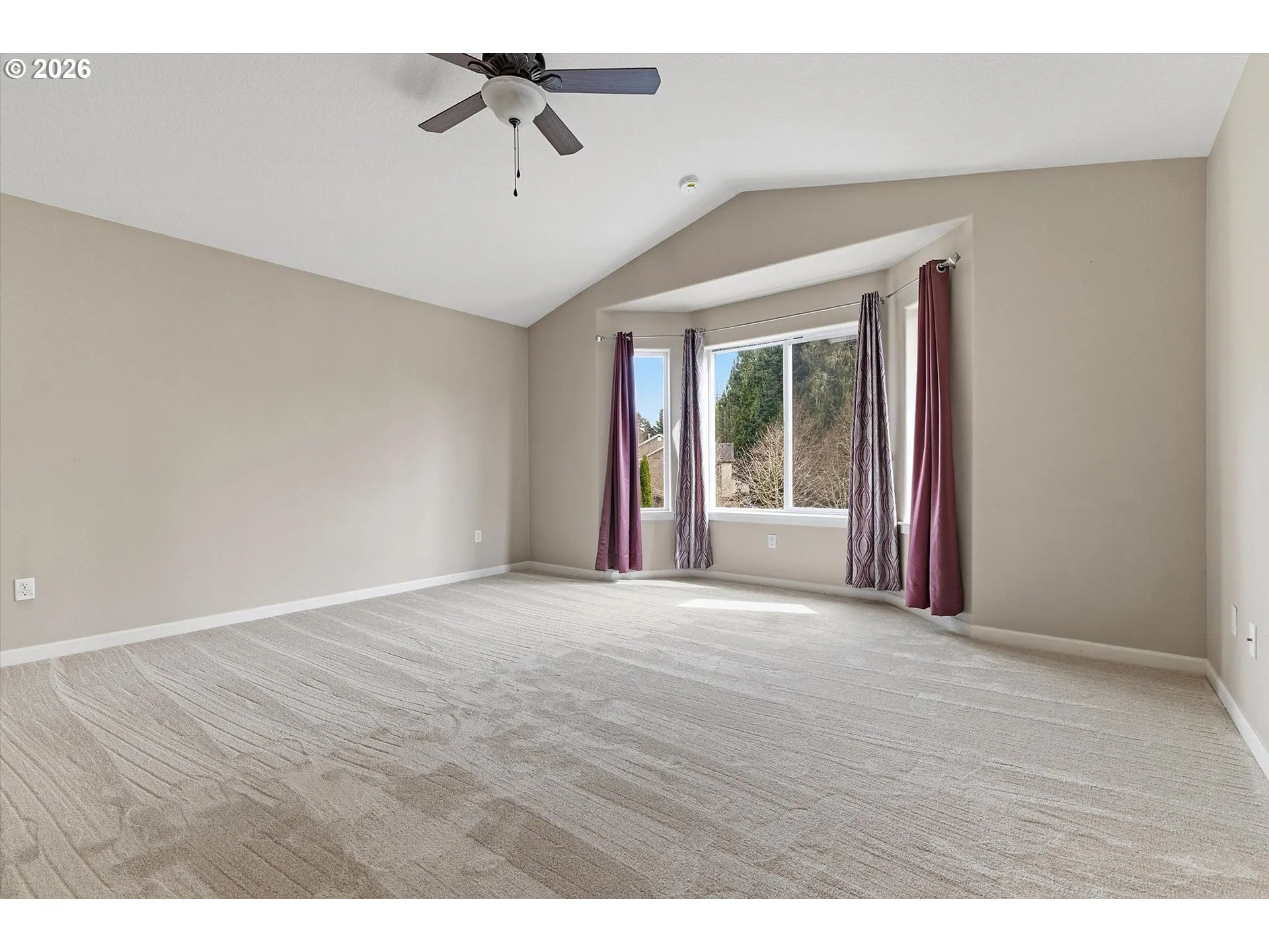Bedroom, Owner's Suite-Upper
