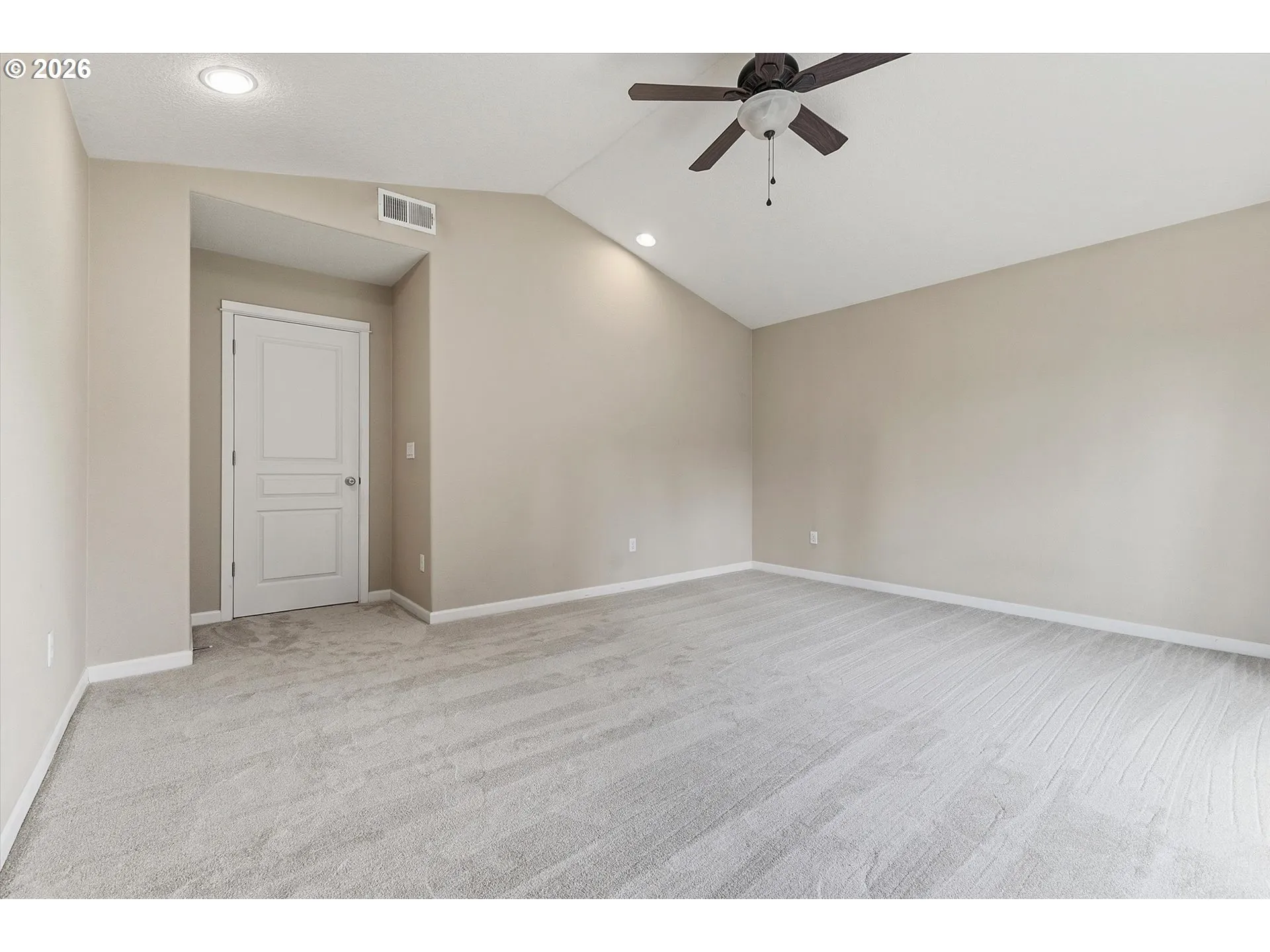 Bedroom, Owner's Suite-Upper