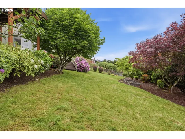 Yard-Back