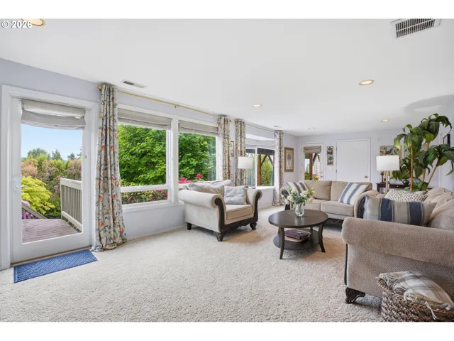 Family Room-Lower