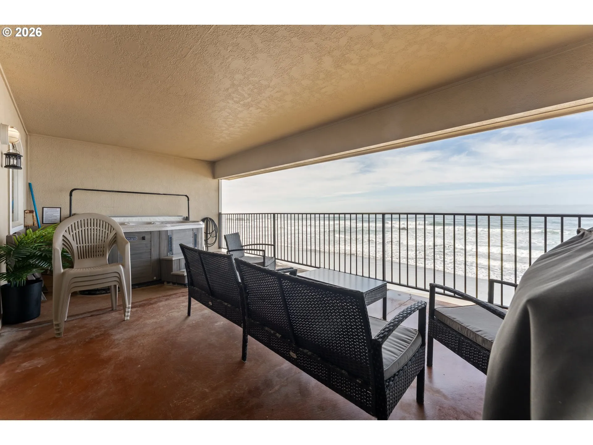 Balcony-West Facing