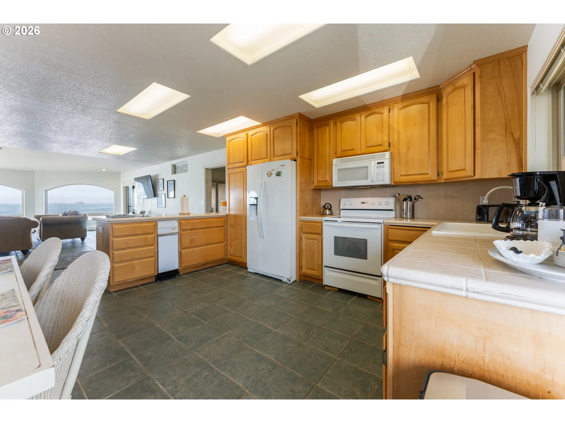 Kitchen-Wide Angle/Fisheye
