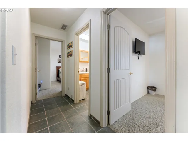 Hallway-Wide Angle/Fisheye