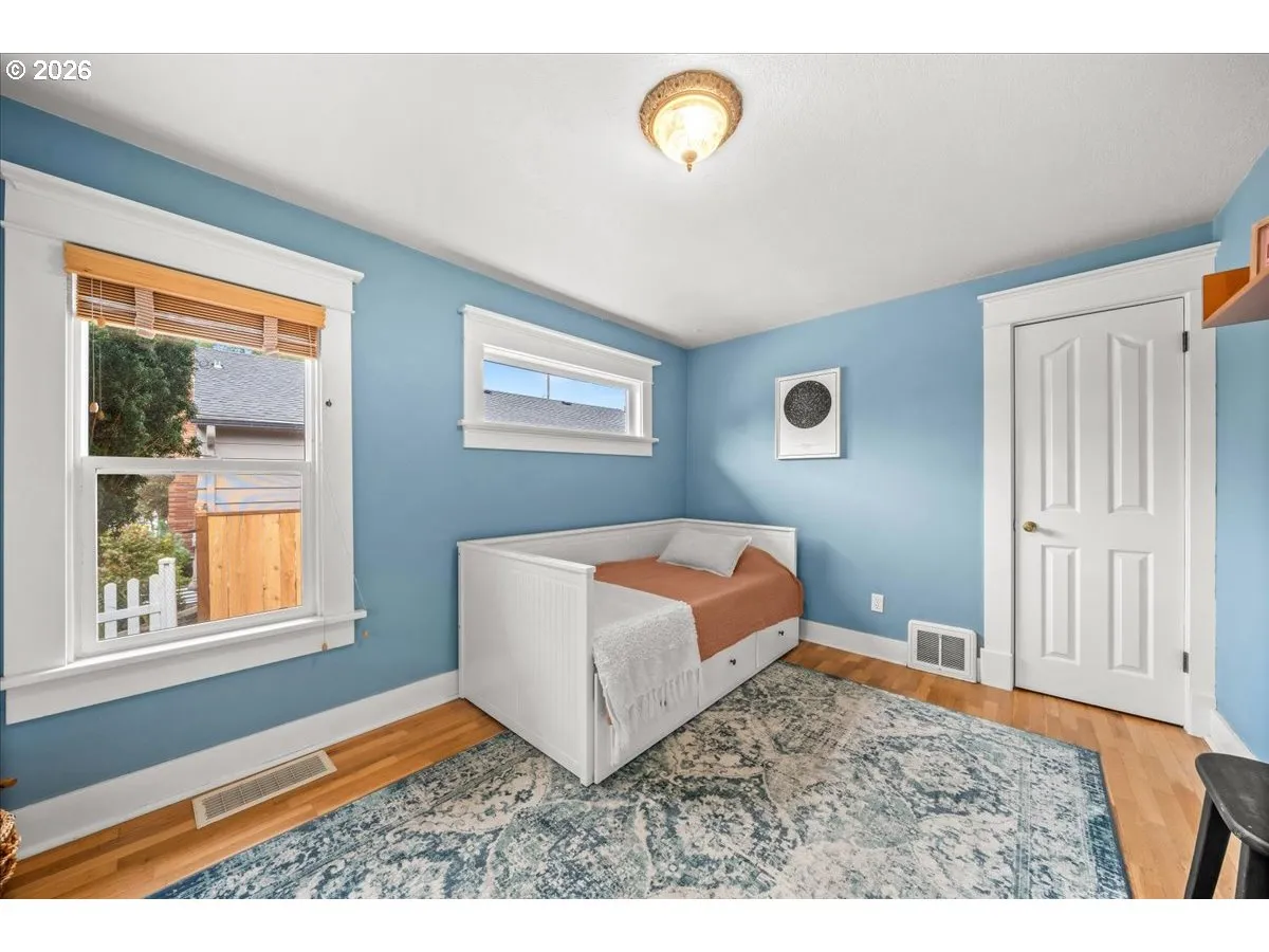 Bedroom-Main