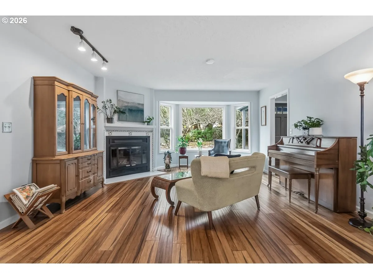 Family Room-Main