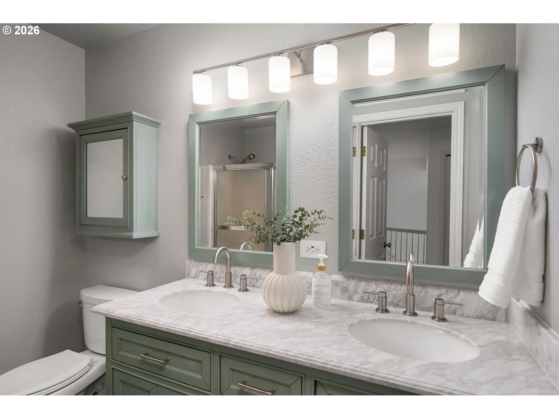 Bathroom-Double Sinks