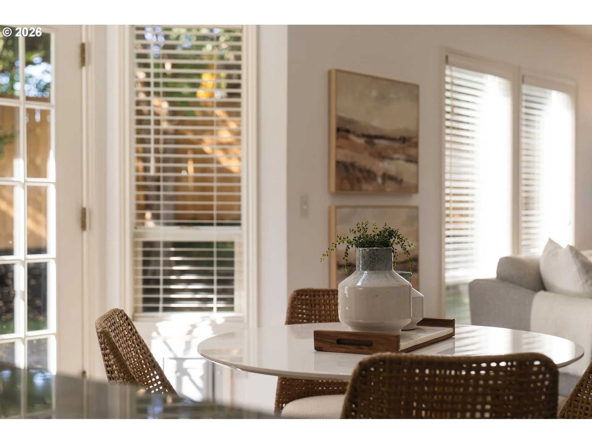 Kitchen-Eating Area