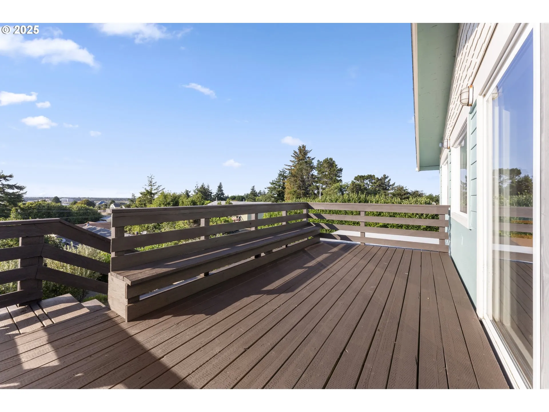 Deck-Upper
