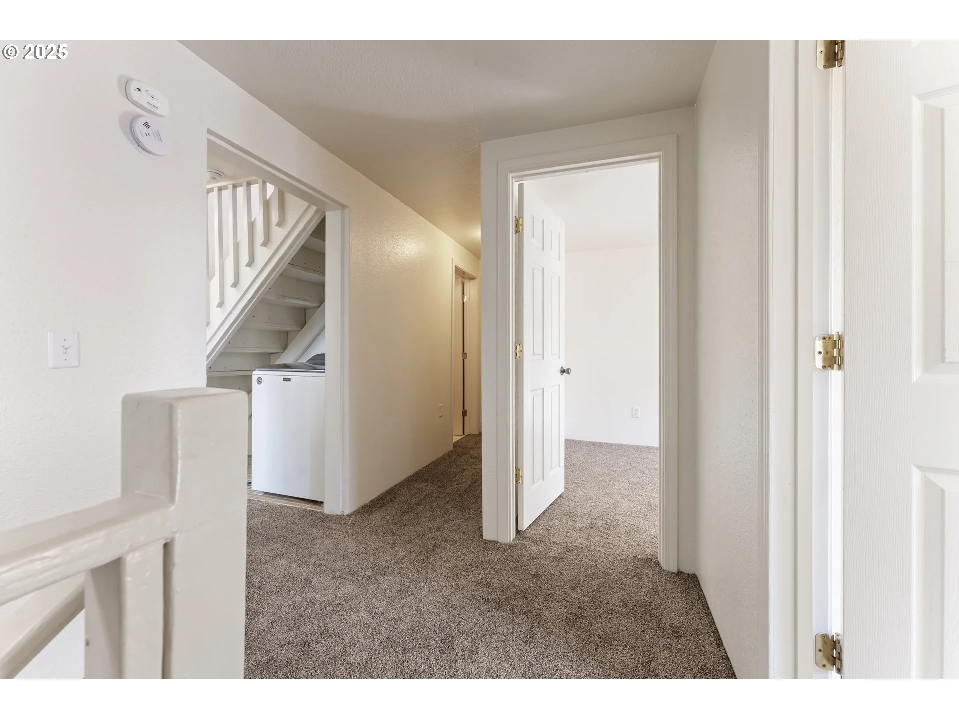 Bedroom, Owner's Suite-Main