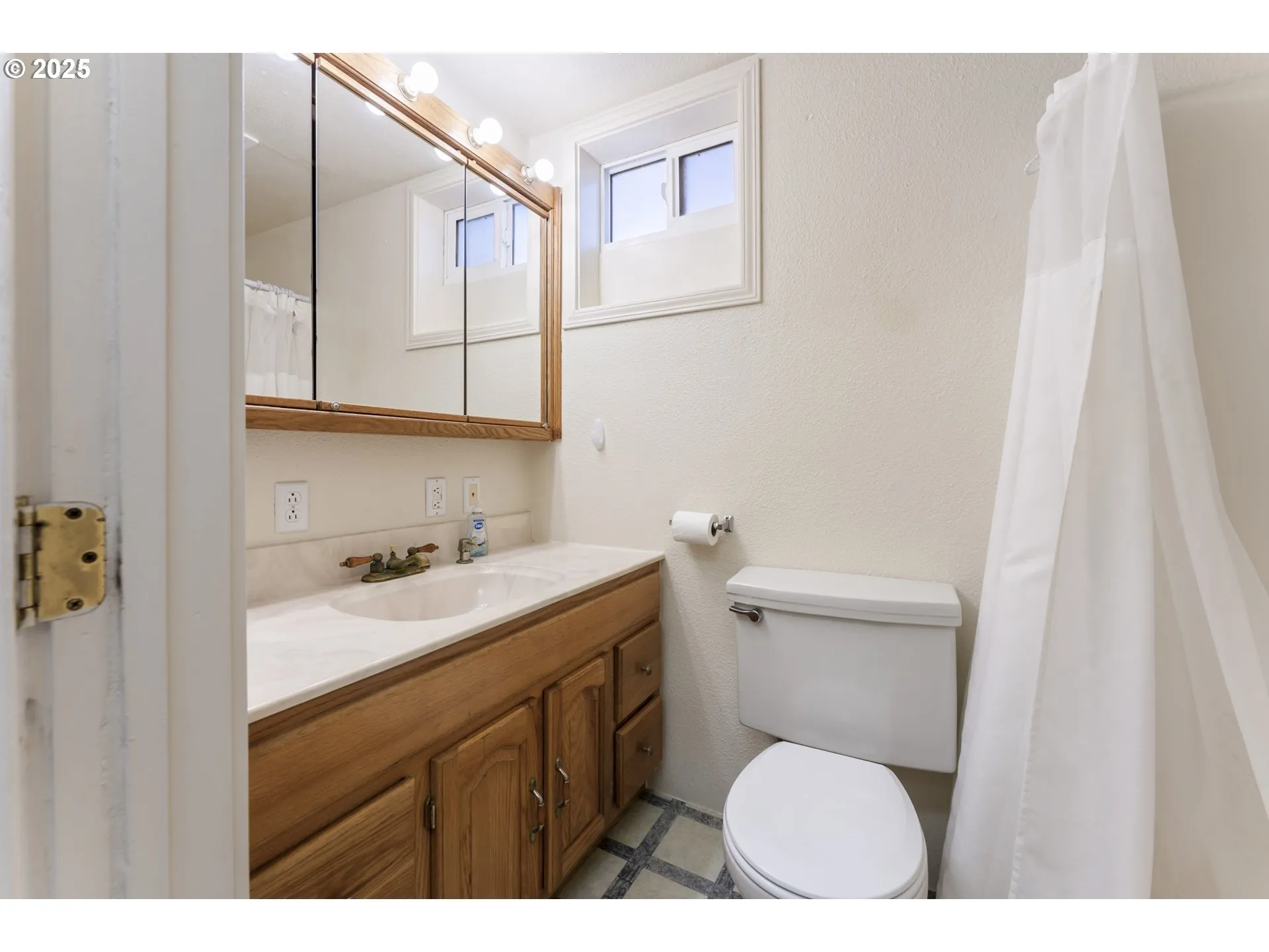 Attached Bathroom #1-Full Bathroom
