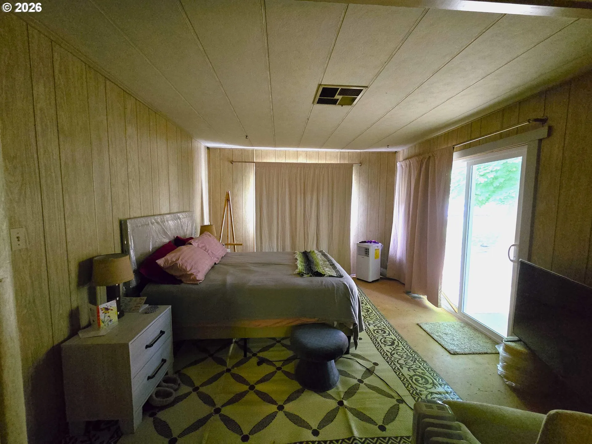 Bedroom, Primary-Main