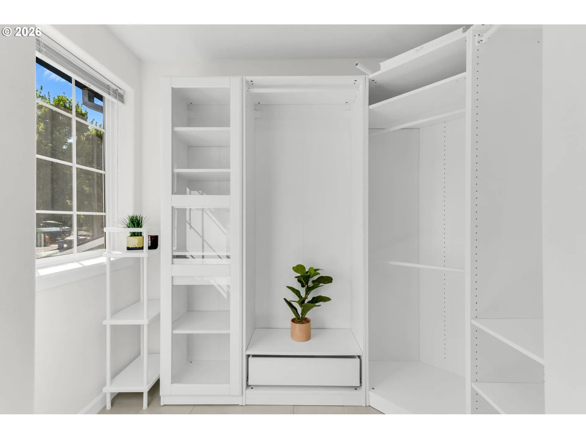 Bedroom, Primary-Walk-In Closet