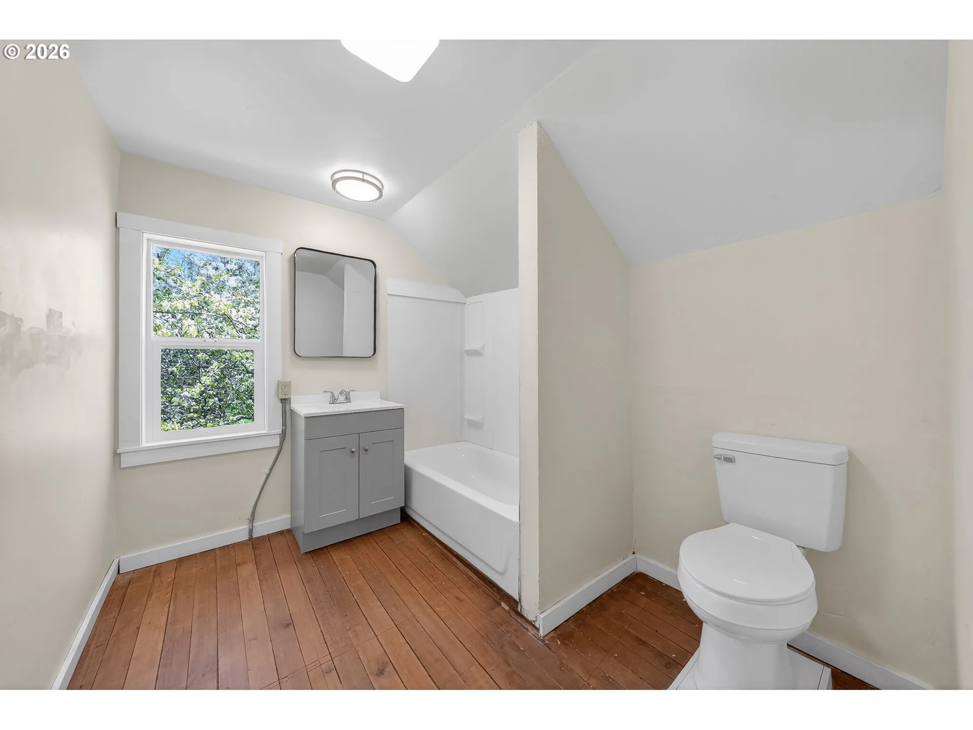 Bathroom-Upper