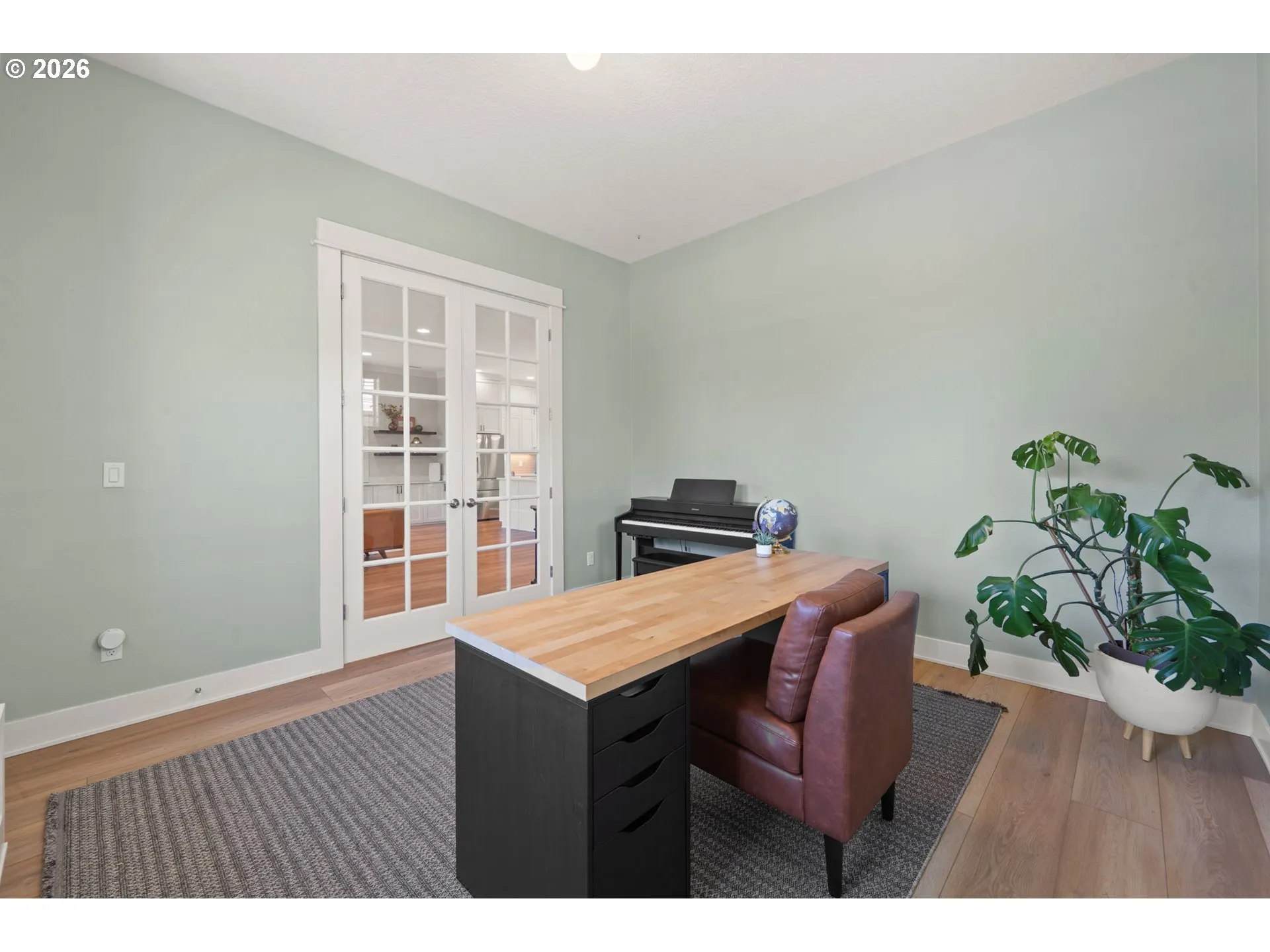 Den/Office-Main
