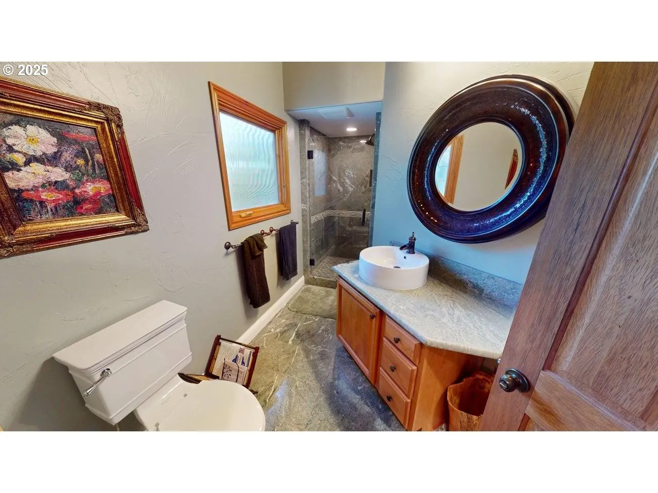 Bathroom-Upper