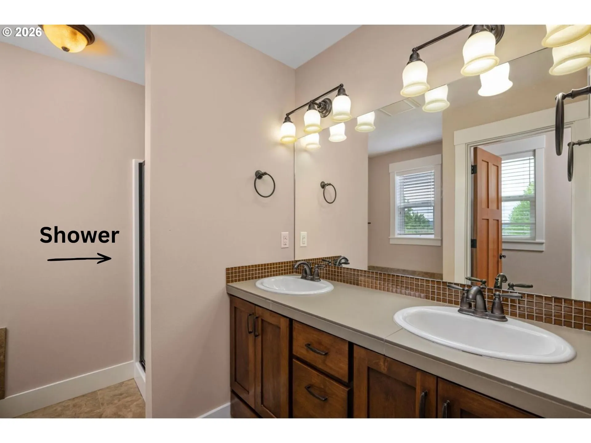 Bathroom, Attached