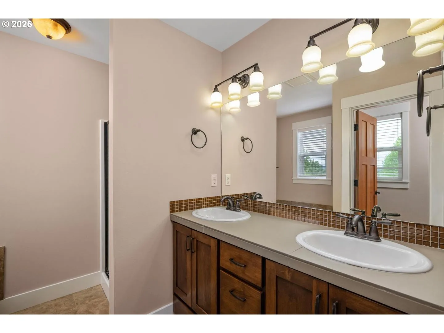 Bathroom, Attached