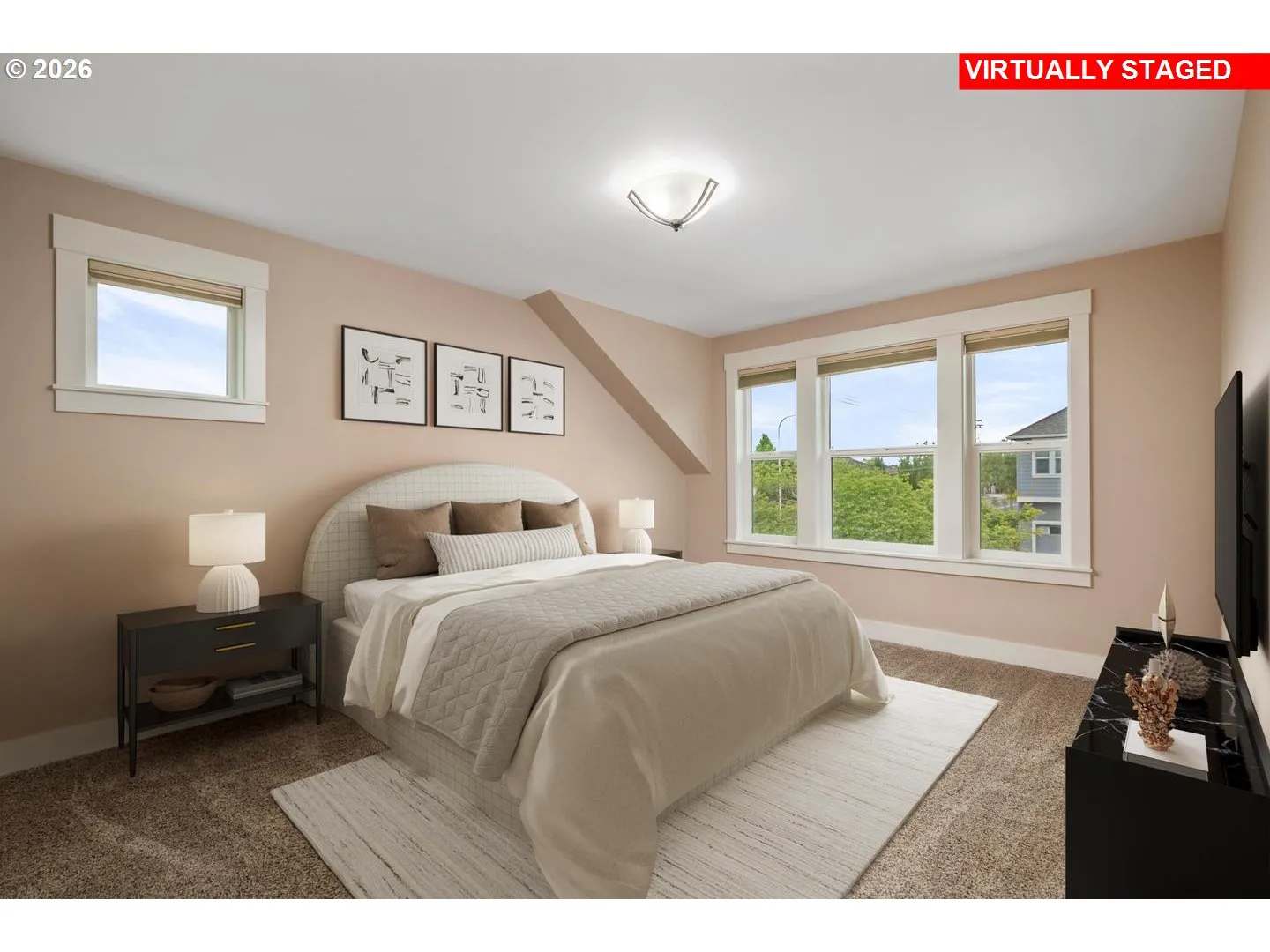 Bedroom, Primary