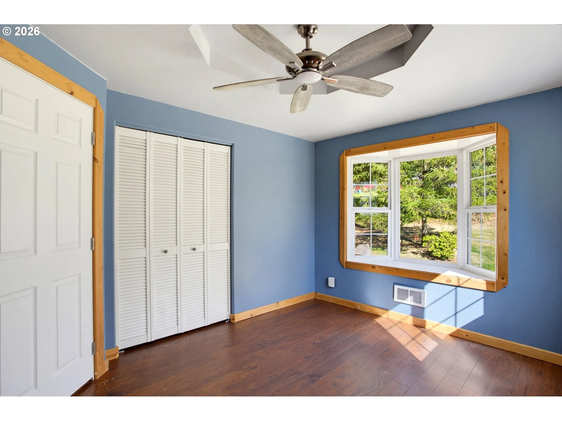 Bedroom-Ceiling Fan