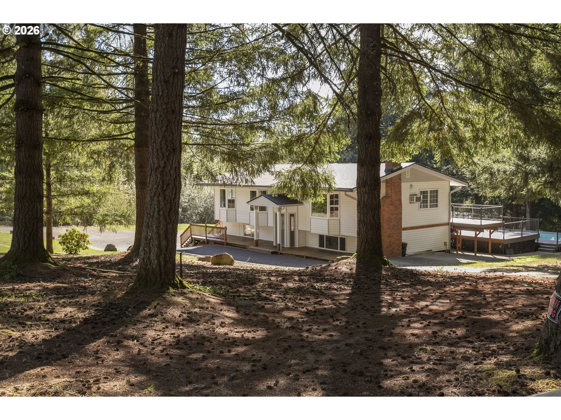 View-Wooded / Acreage