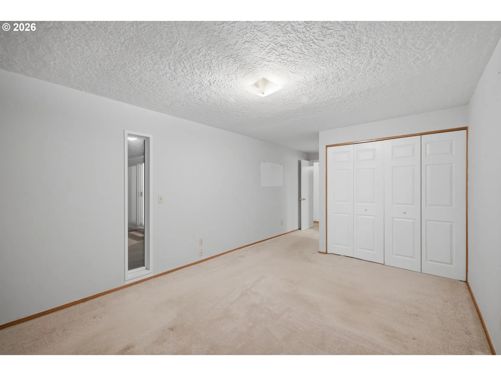 Bedroom, Primary
