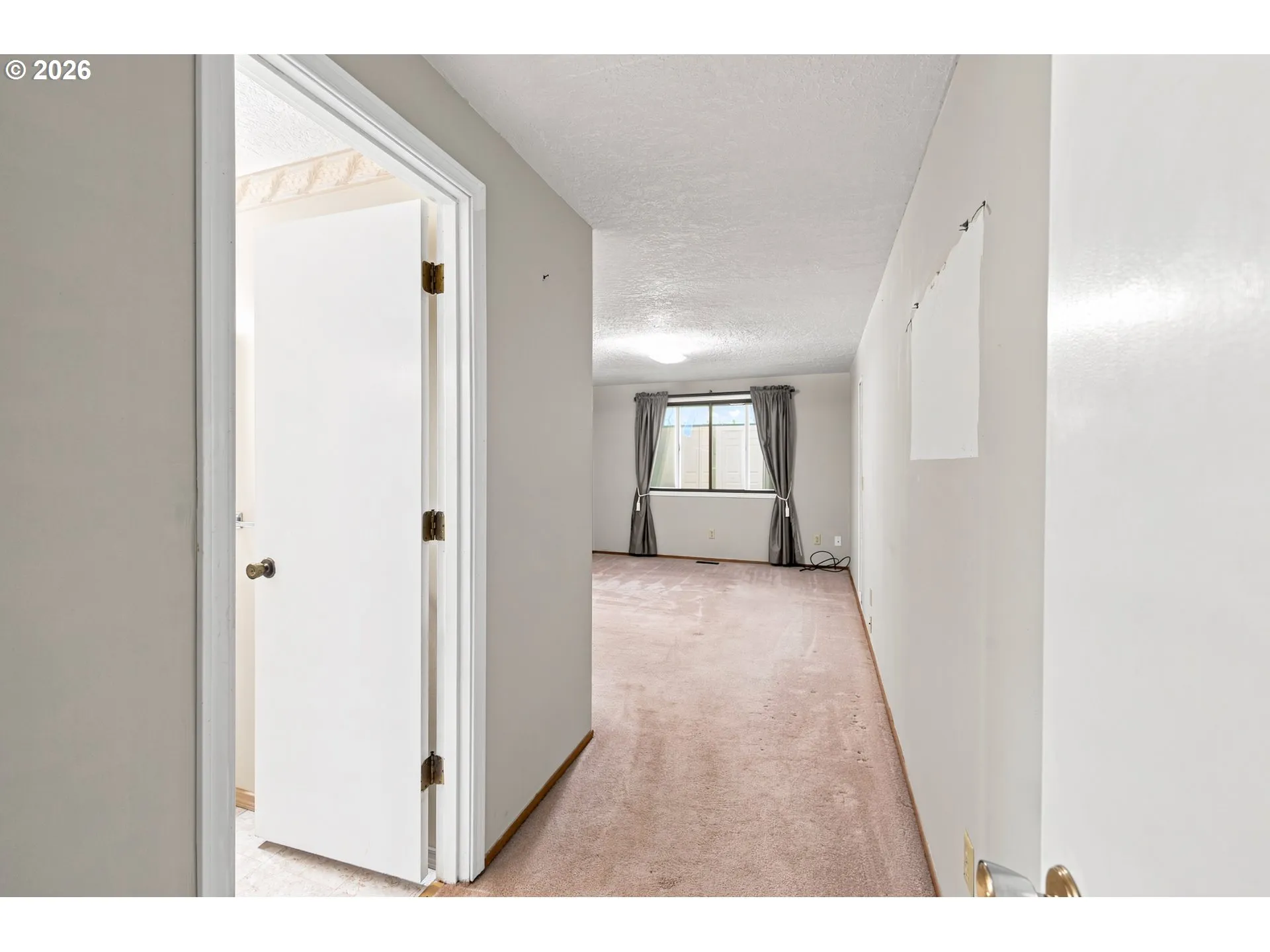 Bedroom, Primary