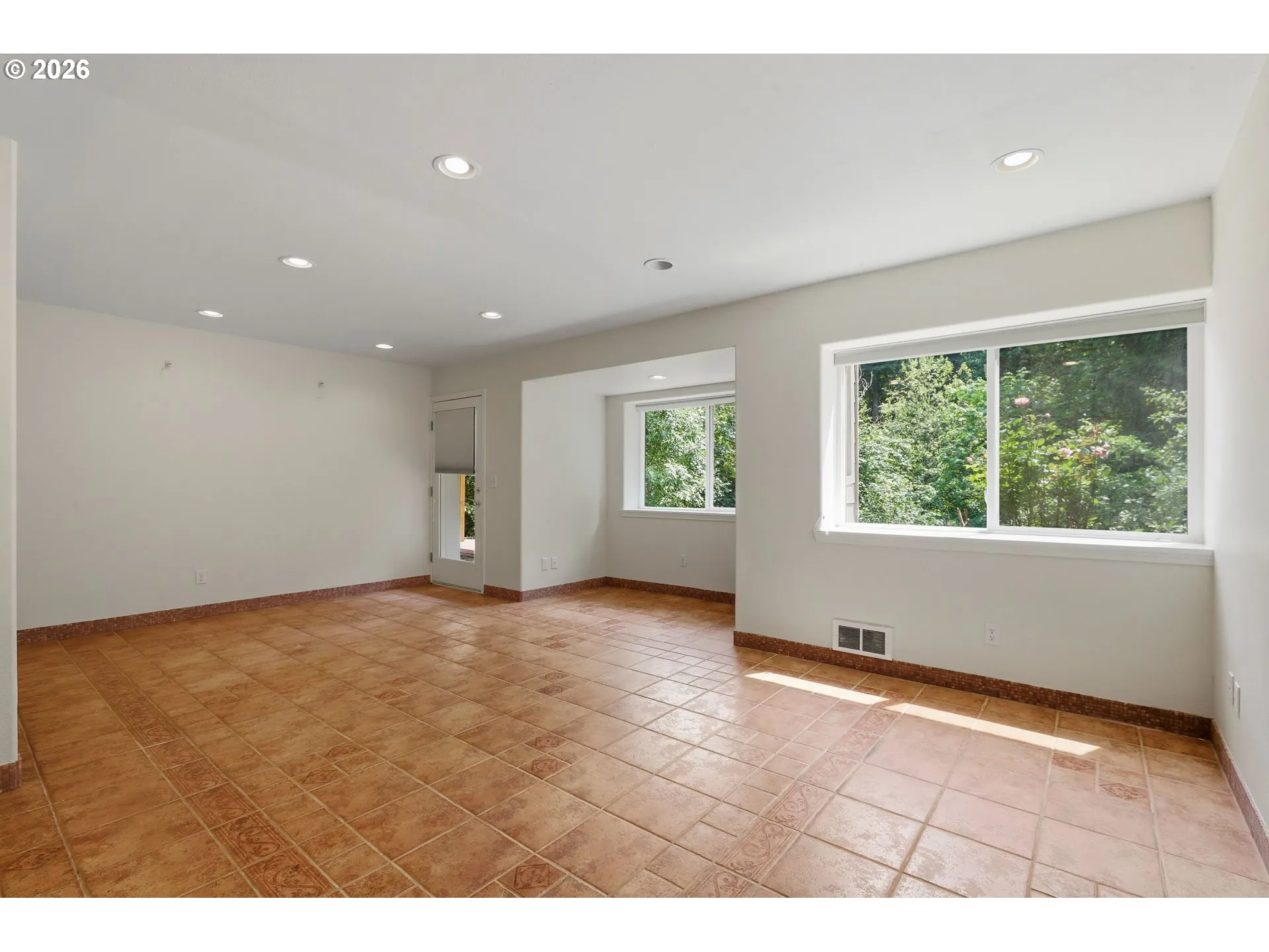 Bonus Room-Lower