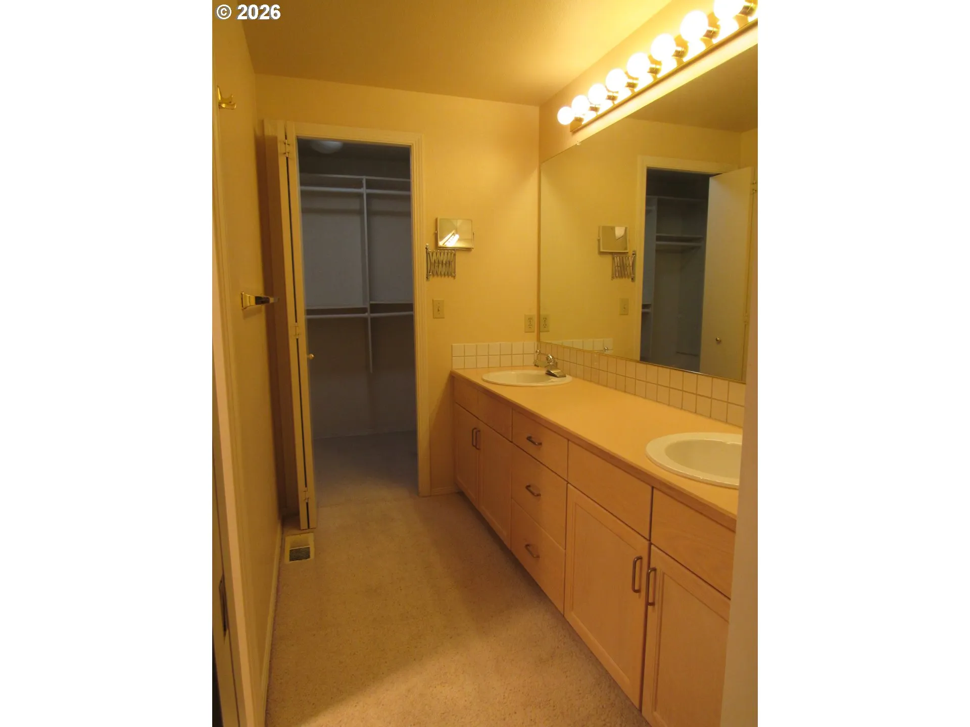 Bathroom-Double Sinks