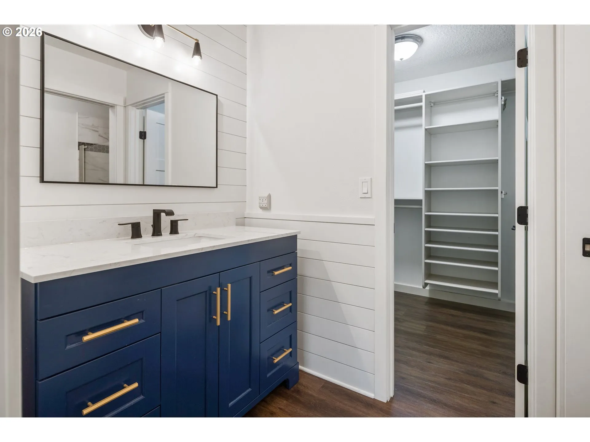 Primary Bedroom-Attached Bathroom