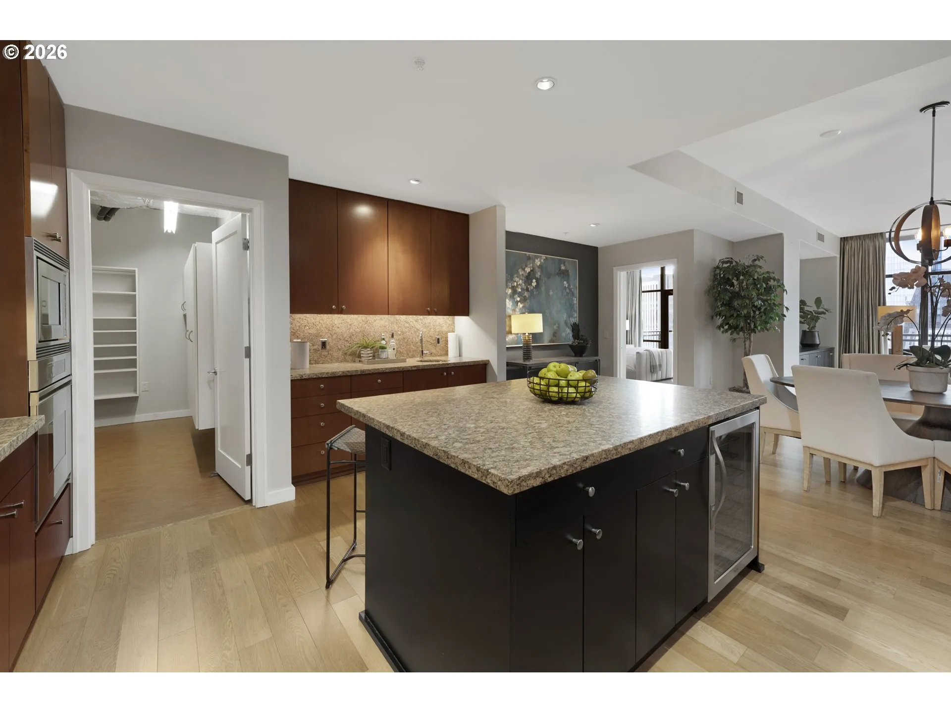 Kitchen-Island