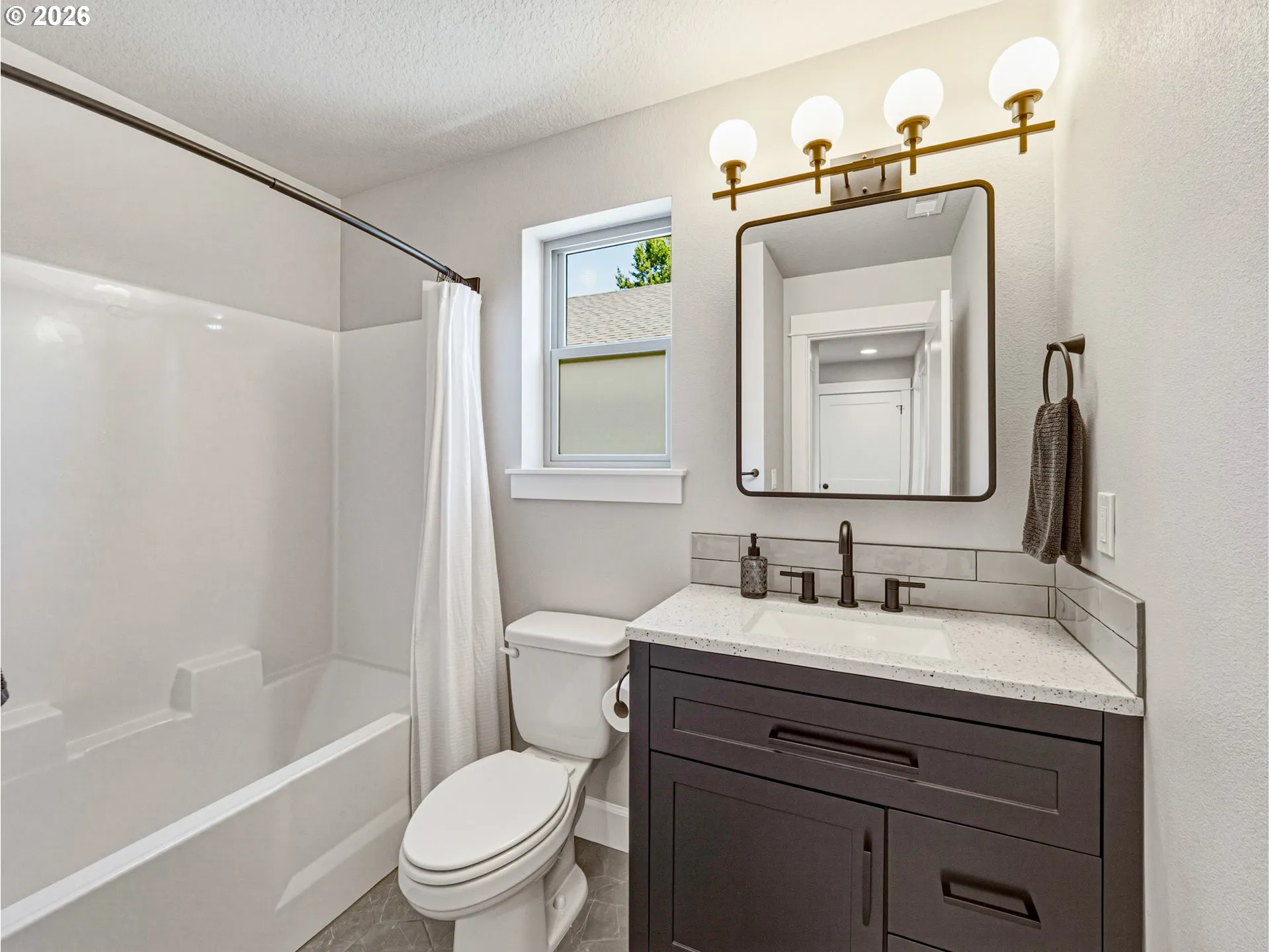 Bathroom-Upper