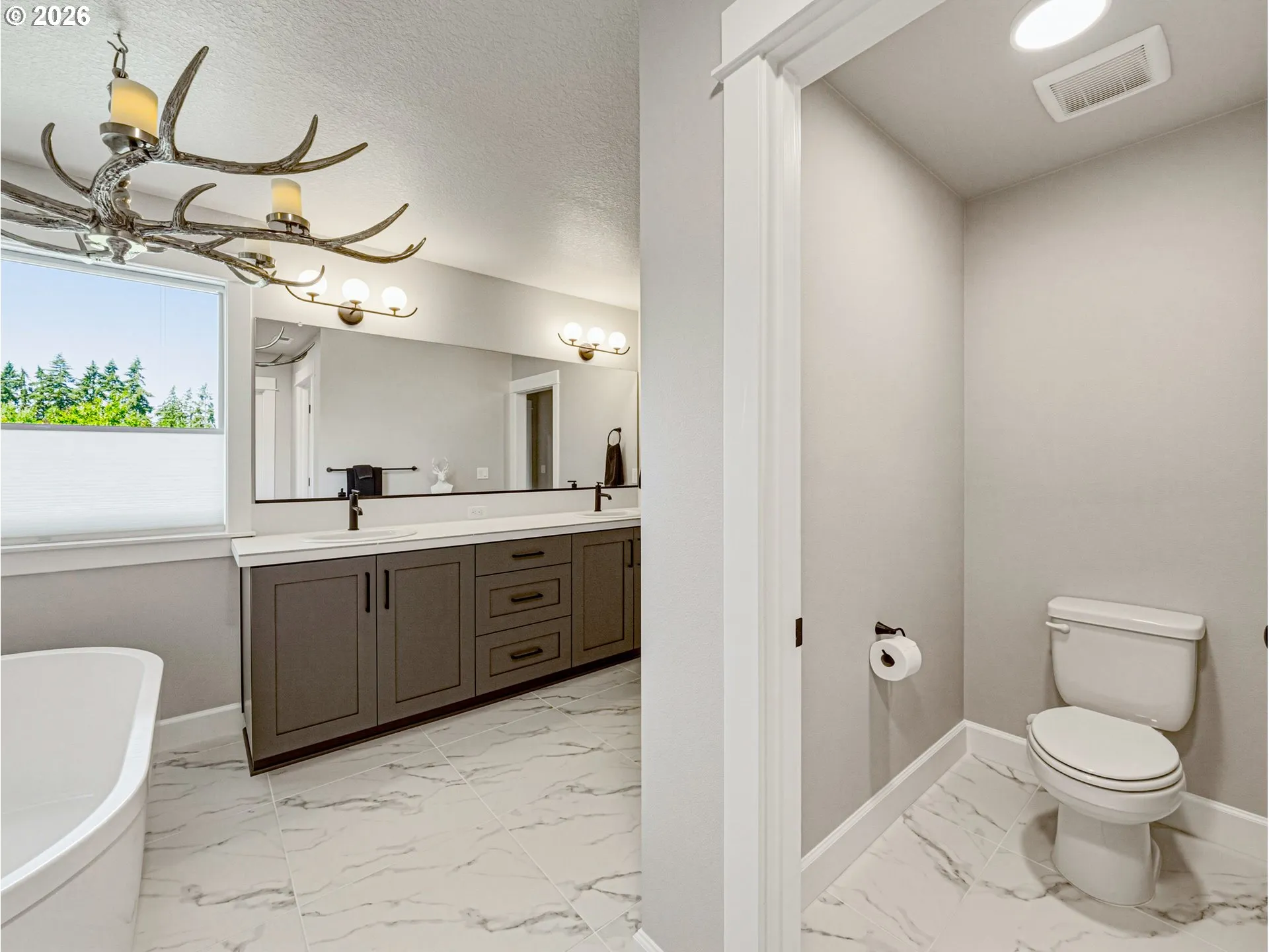 Primary Bedroom-Attached Bathroom