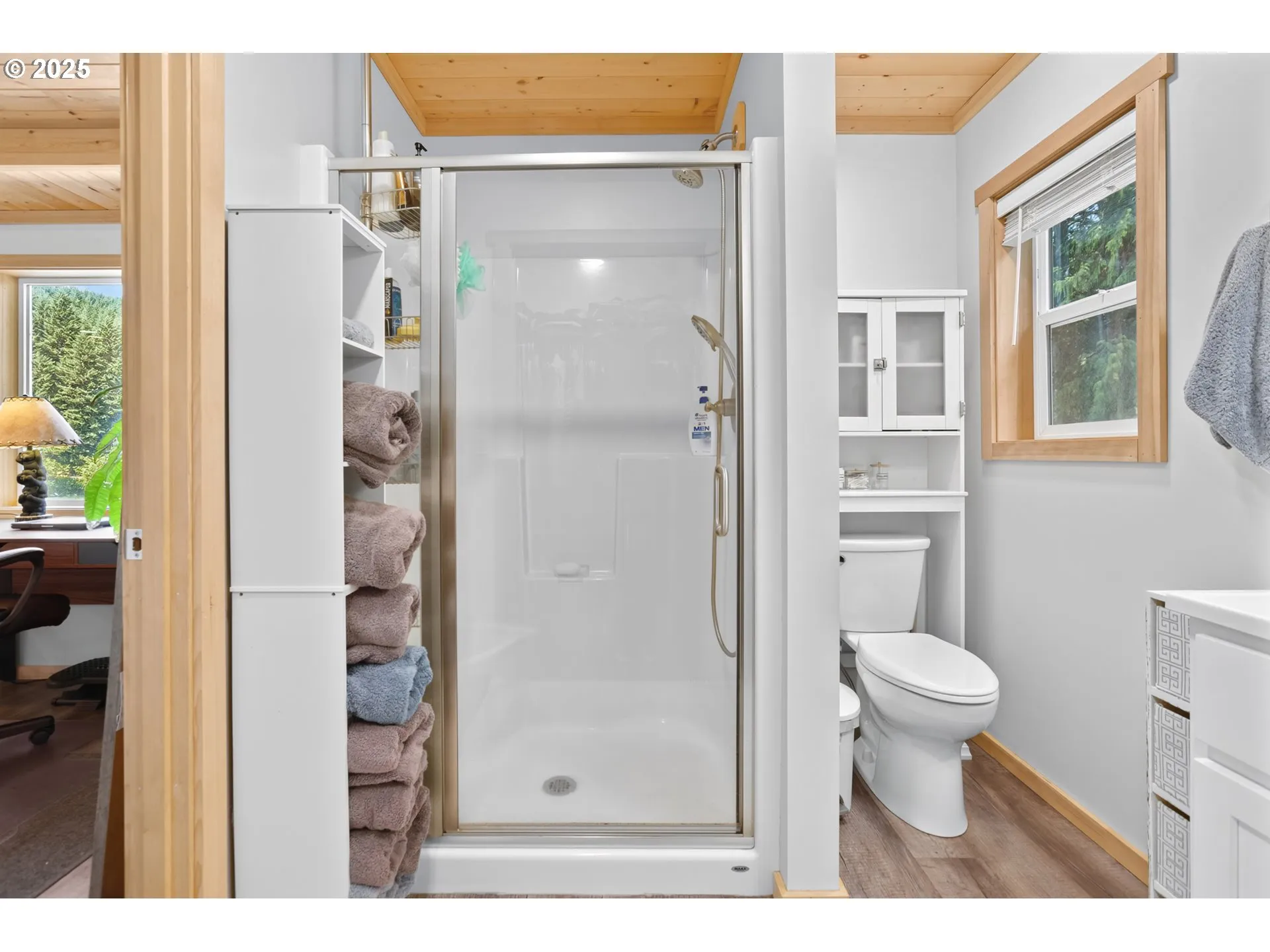 Bathroom-Upper