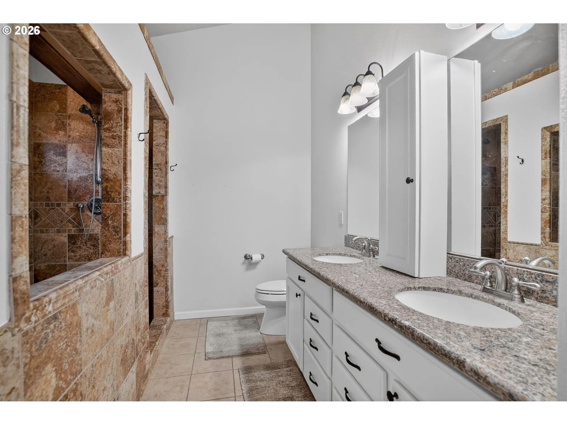 En Suite Bathroom