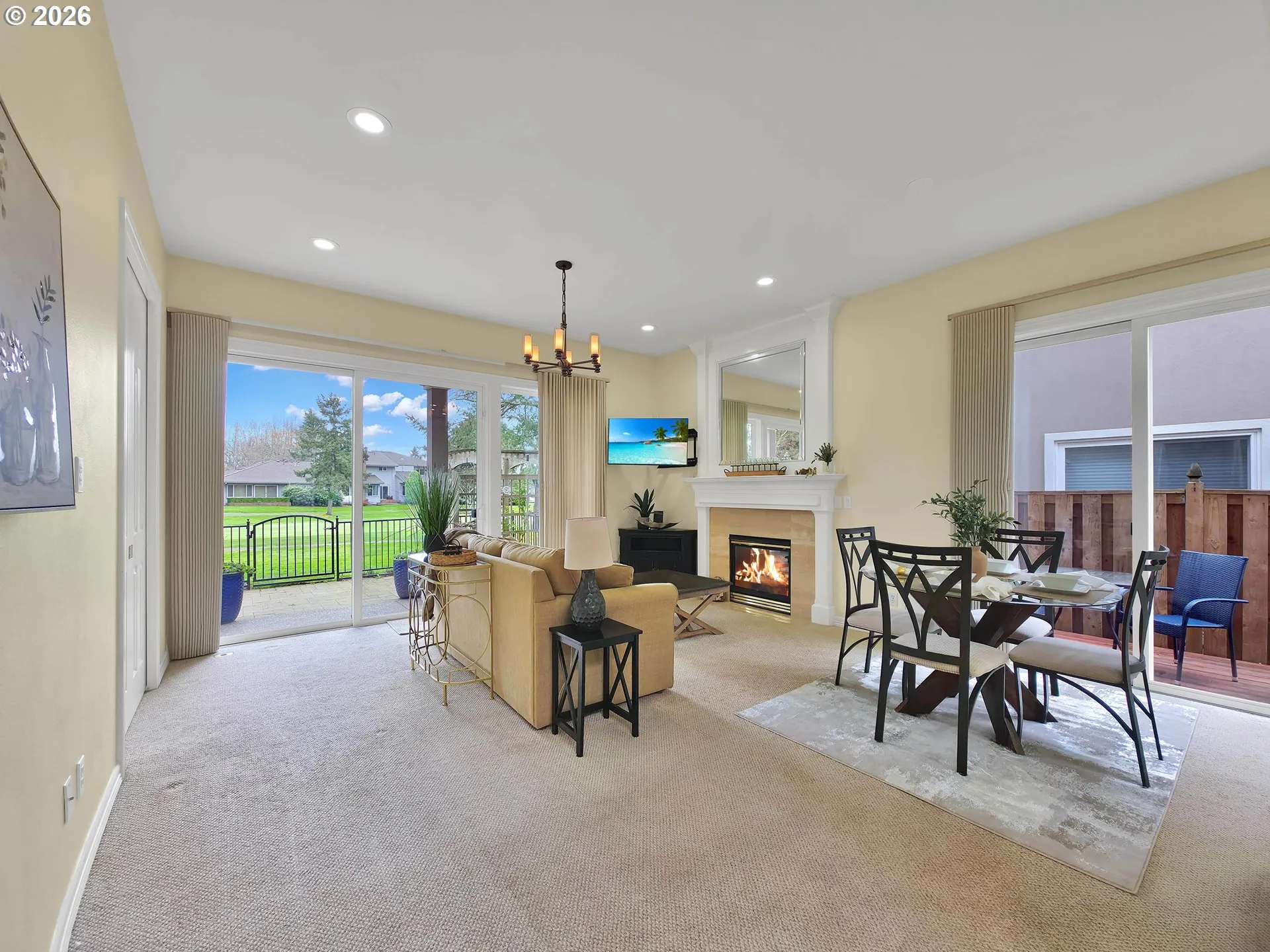 Living Room/Dining Room