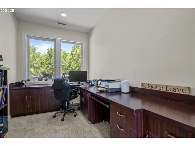 Den/Office-Upper