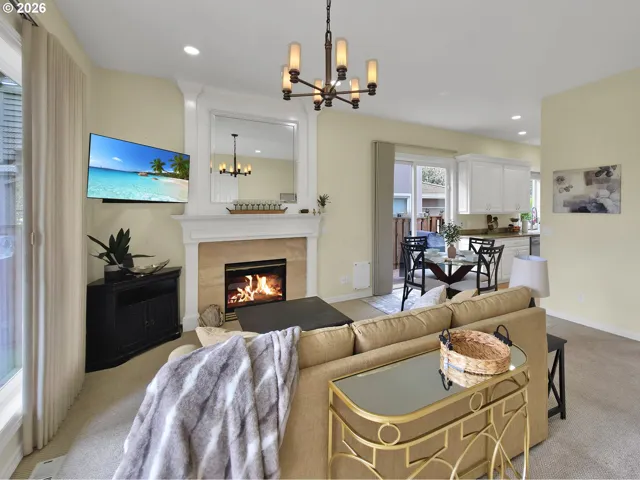 Living Room/Dining Room