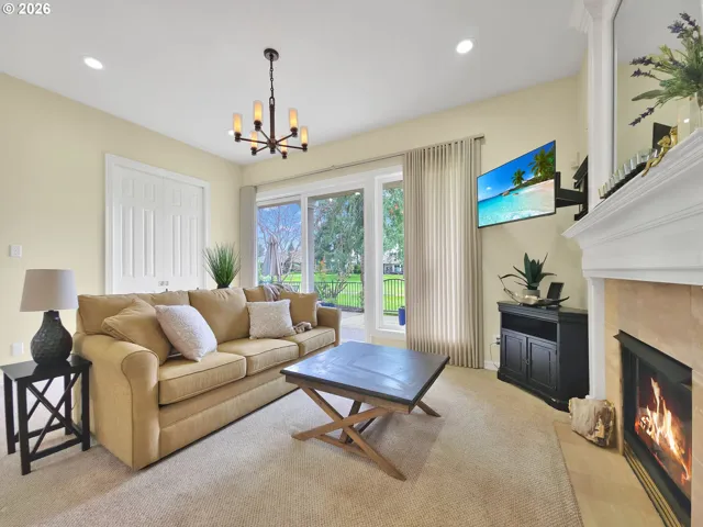 Living Room/Dining Room