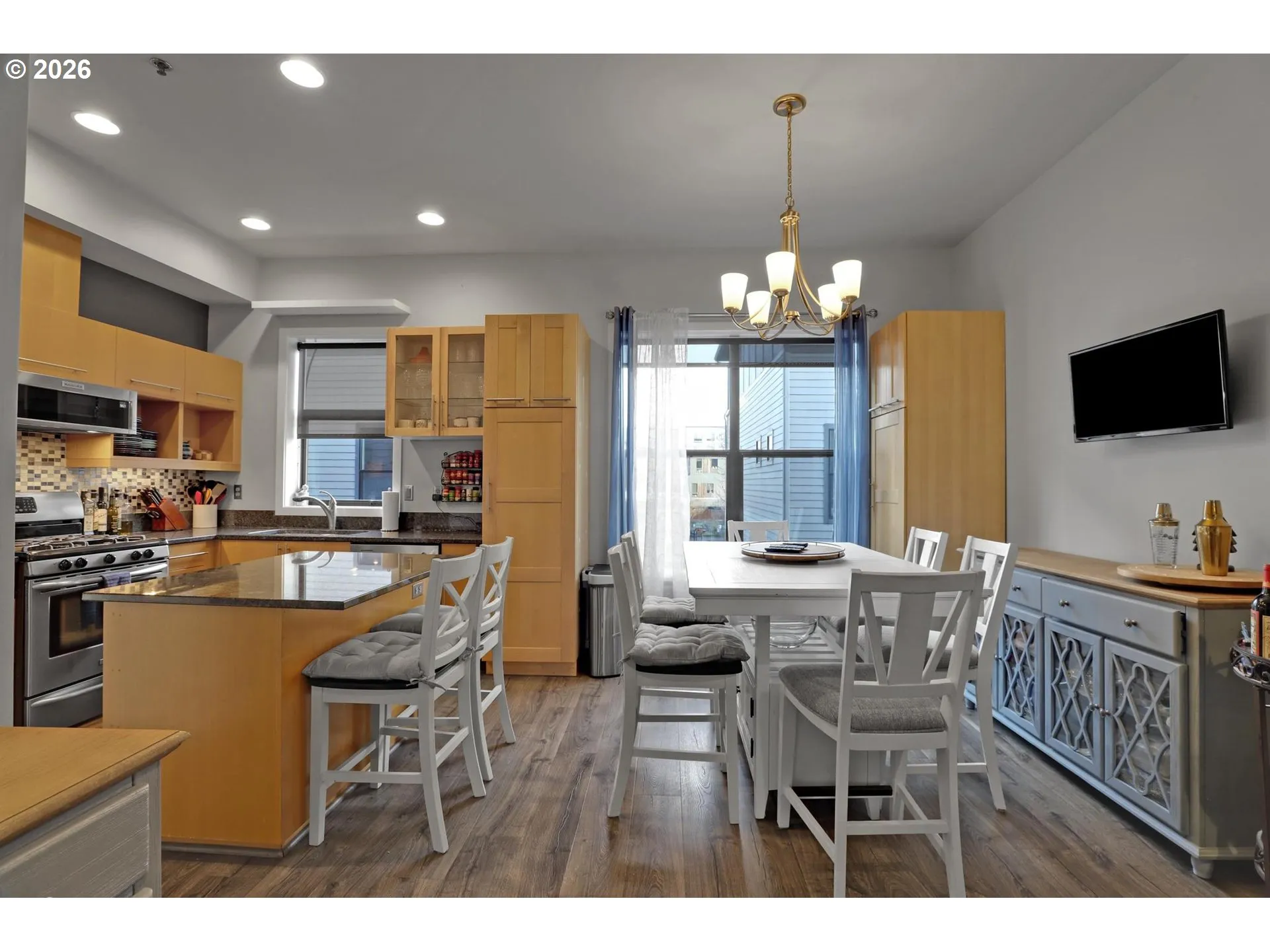 Kitchen/Dining Room