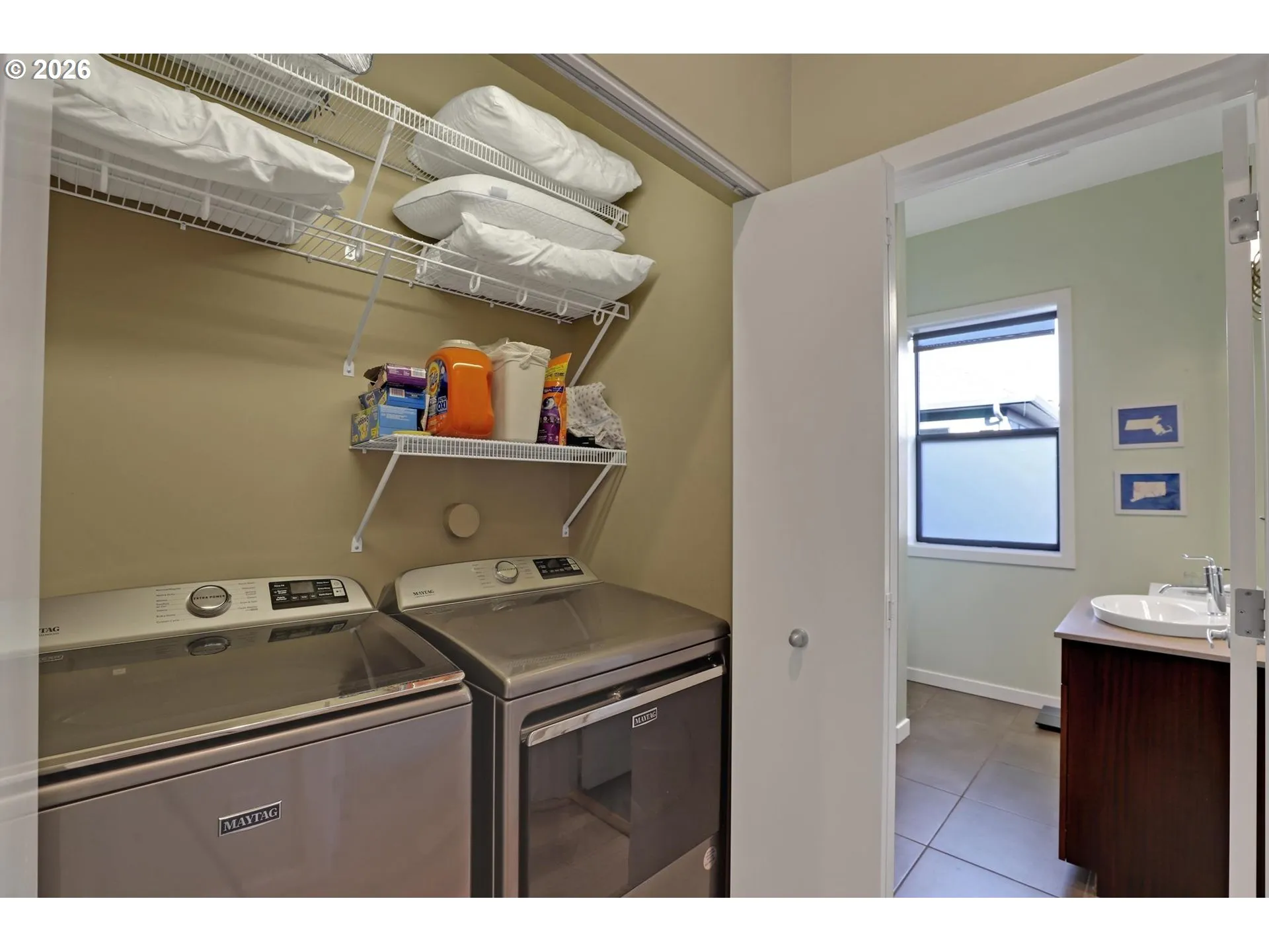 Laundry-Upper