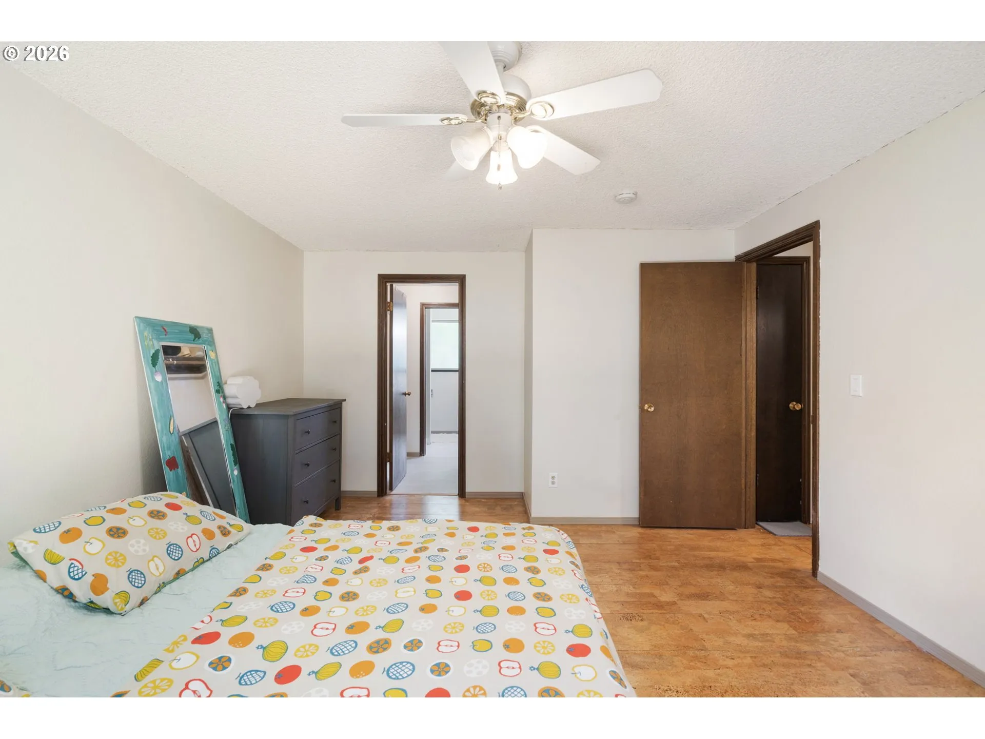 Primary Bedroom-Upper
