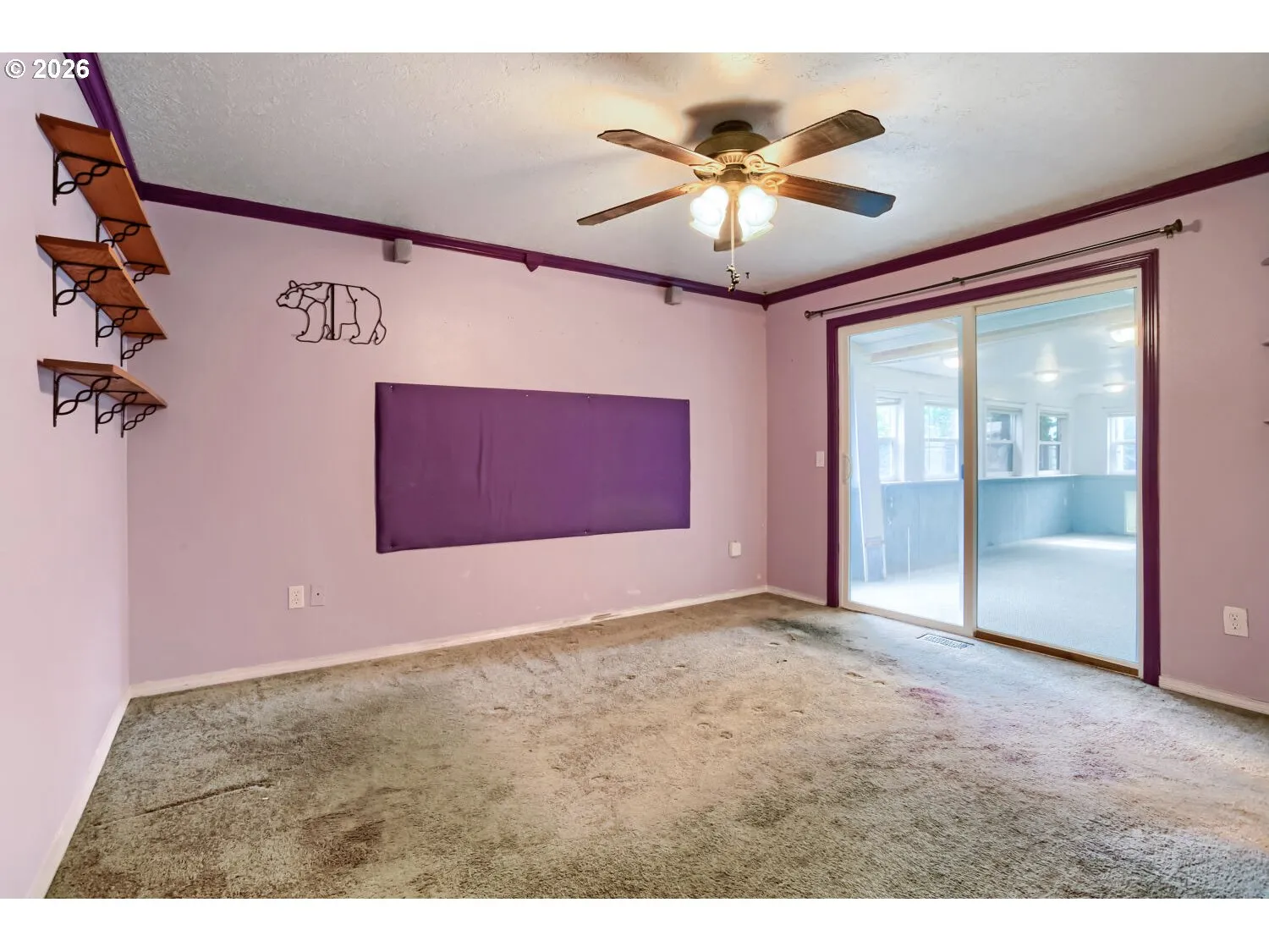 Bedroom, Primary