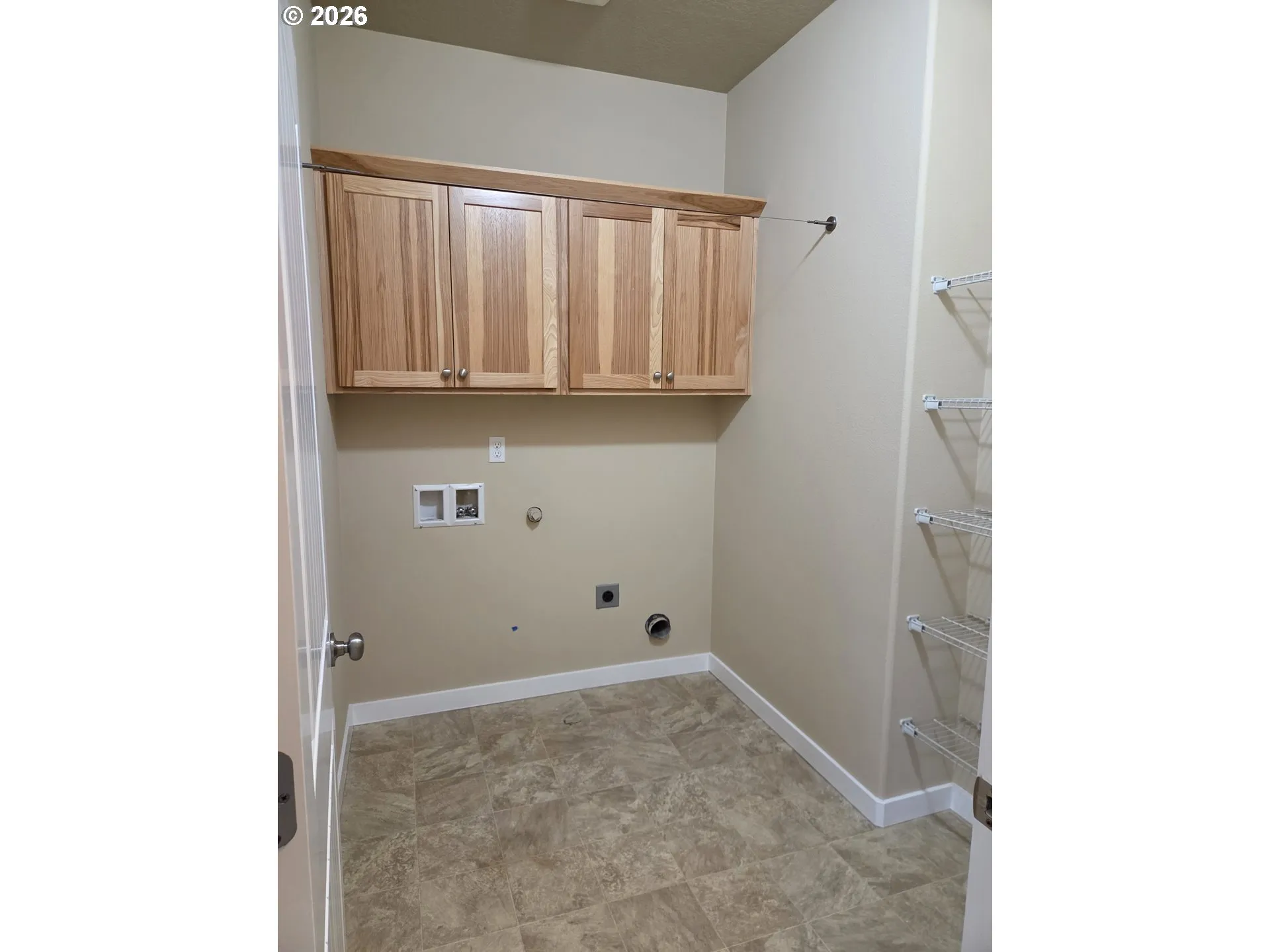 Laundry-Upper
