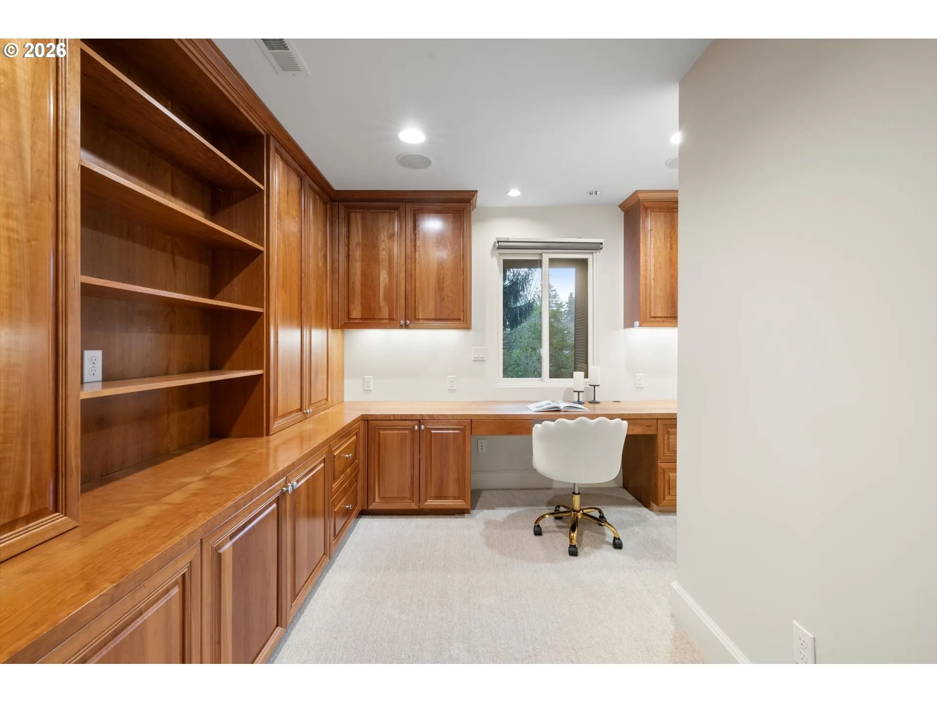 Den/Office-Upper