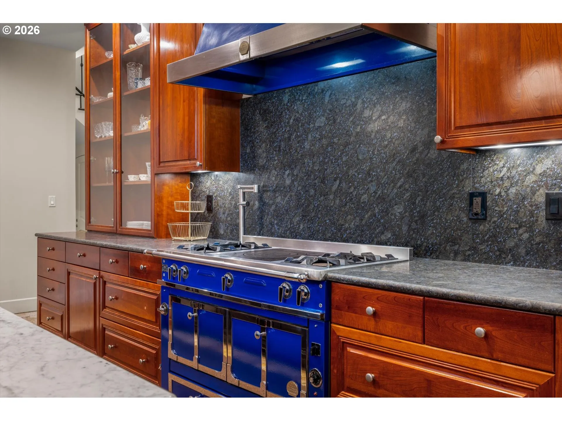 Kitchen-Oven