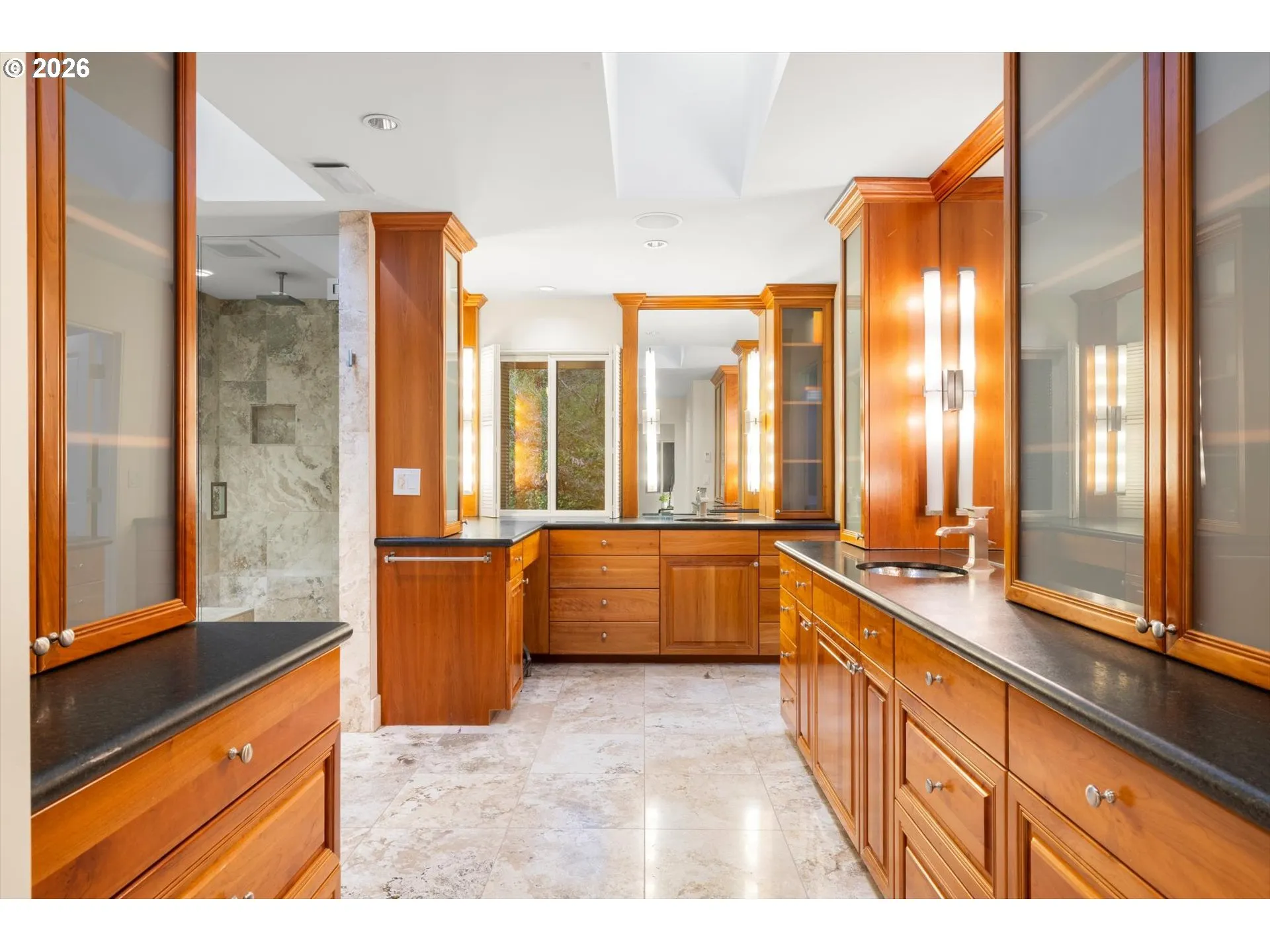 Owner's Suite Bathroom-Full Bathroom