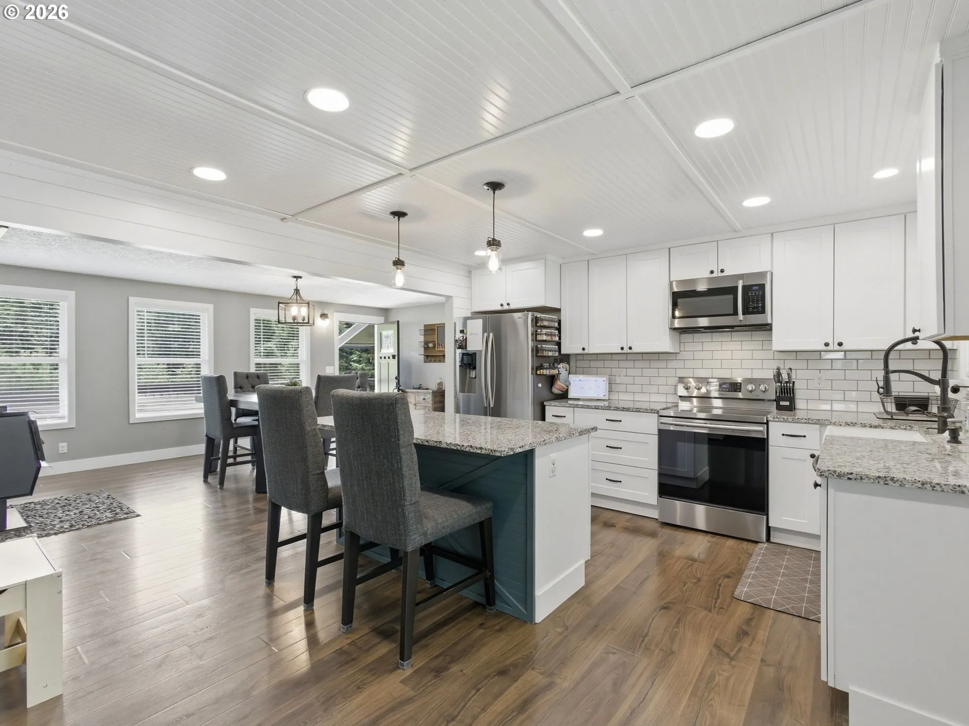 Kitchen-Island